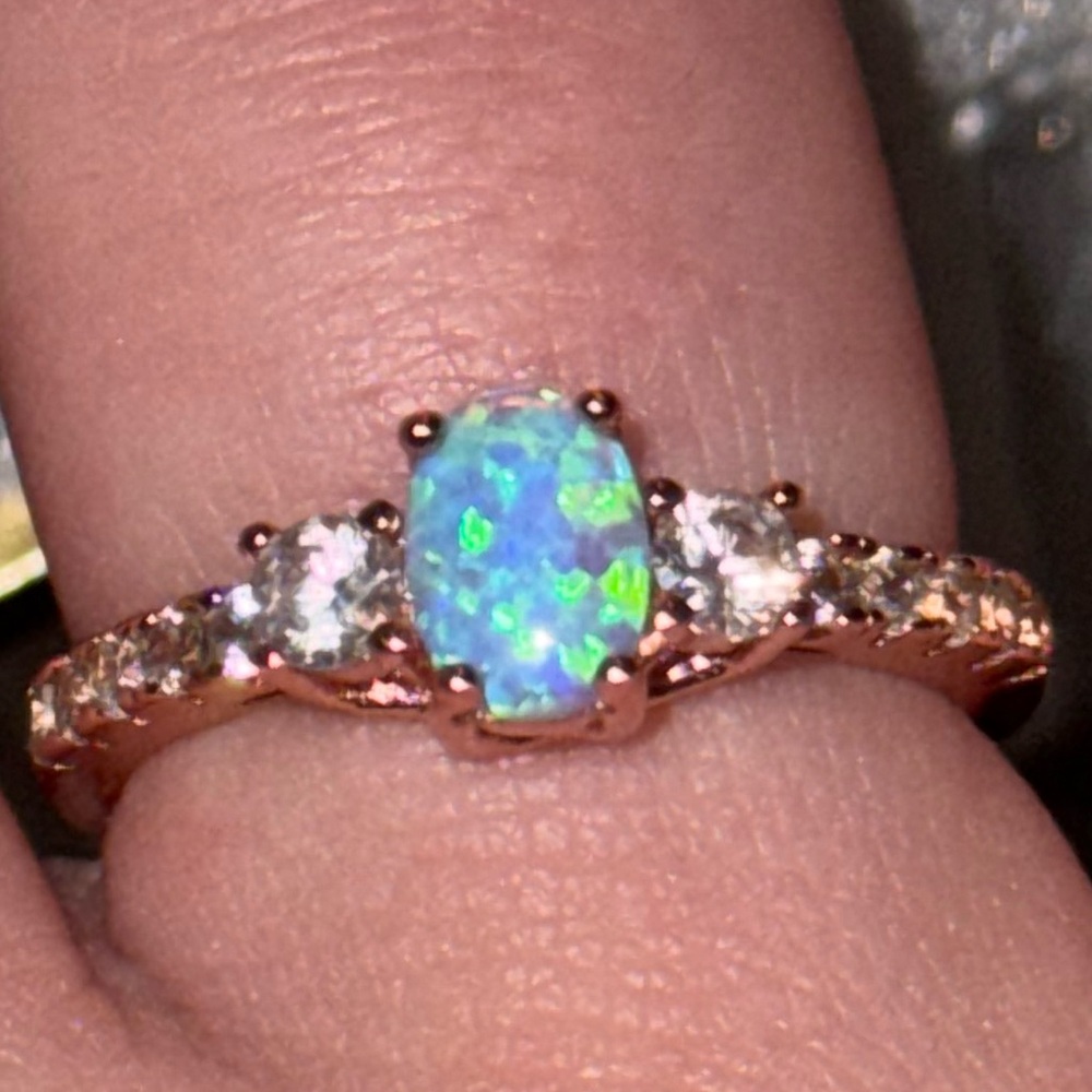Rose gold plated 925 sterling opal ringg